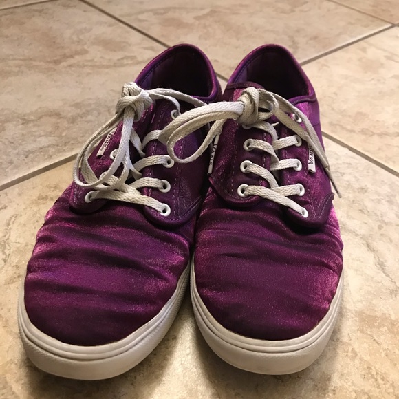 Satin vans - Picture 2 of 5